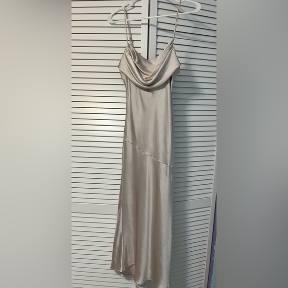 Hello molly Wanted on dance floor midi dress champagne - Picture 3 of 5